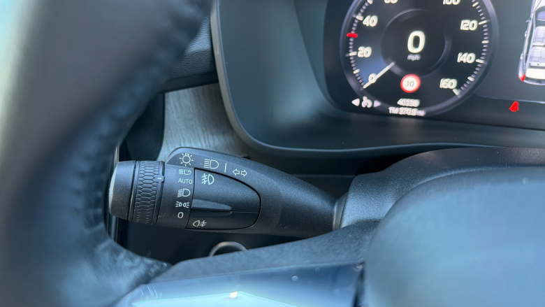 Volvo Xc40 2.0 T4 Inscription 5dr AWD Geartronic Petrol Estate